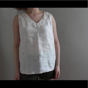 Women’s Size Medium Linen Blouse Pineapple Print